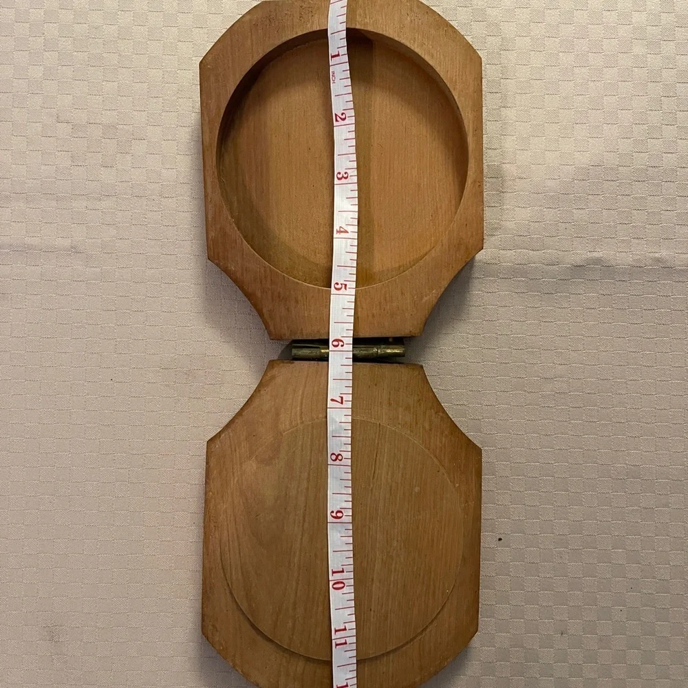 Woodpecker Woodware vintage wooden hinged hamburger press.